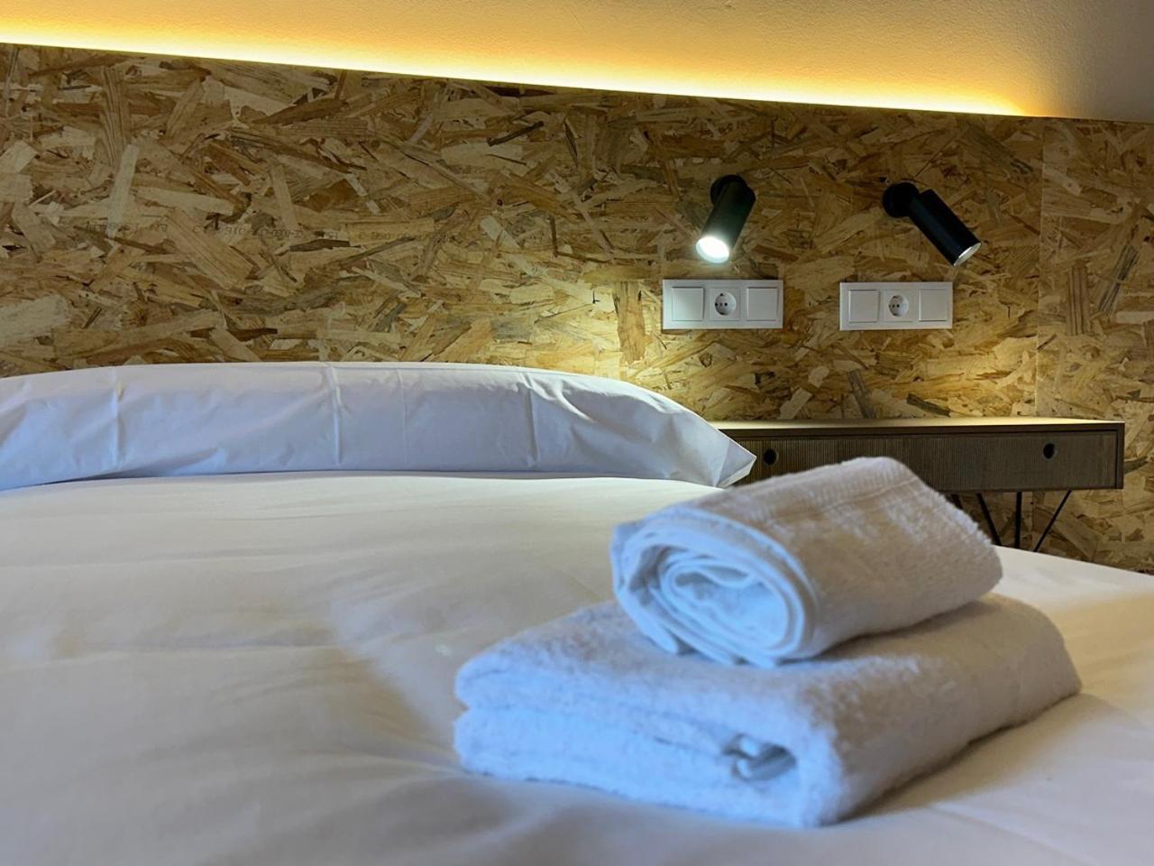 Hotel Y Albergue Real Fabrica De Ezcaray Dış mekan fotoğraf